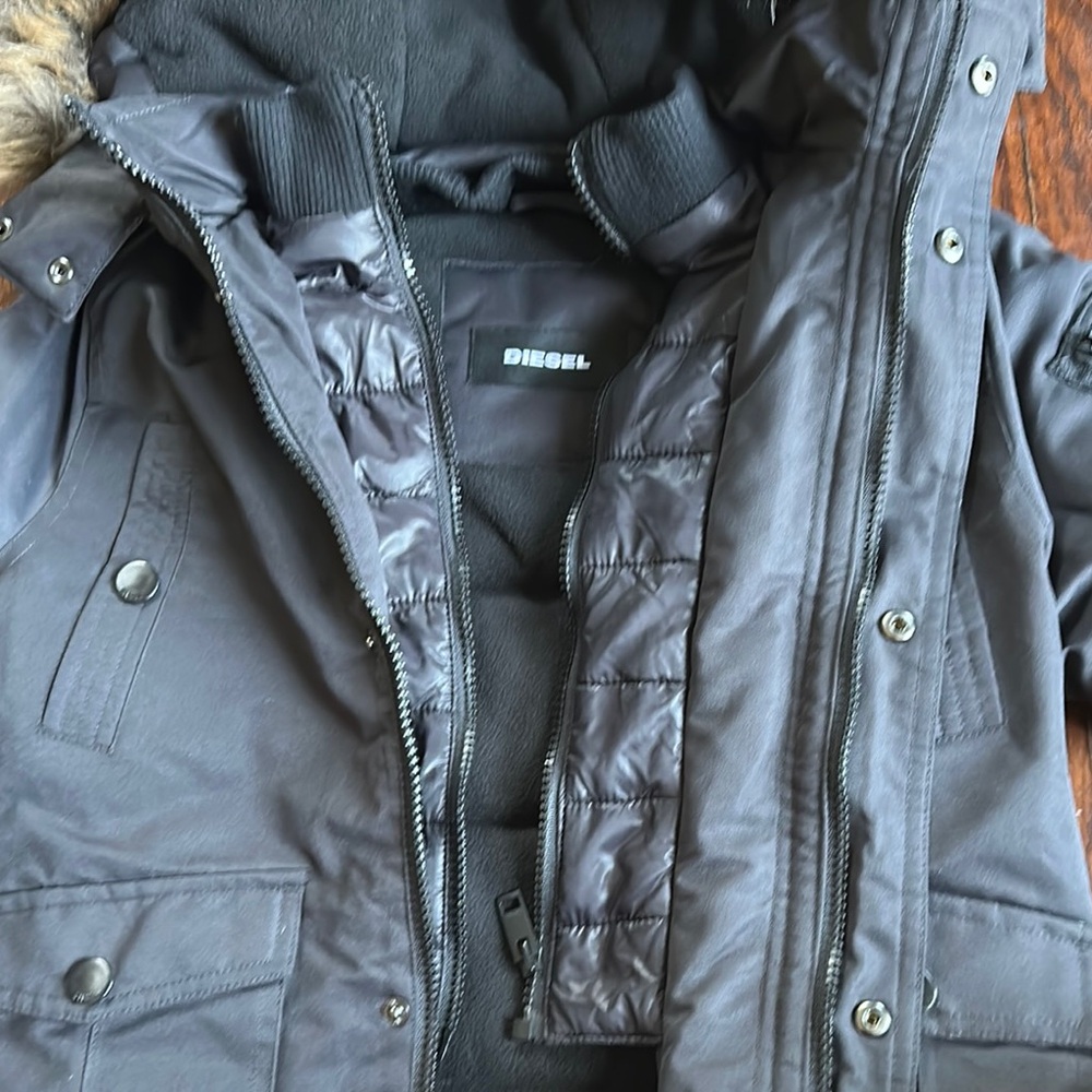 Diesel Gray Puffer Coat with Faux Fur Trim - Picture 3 of 9